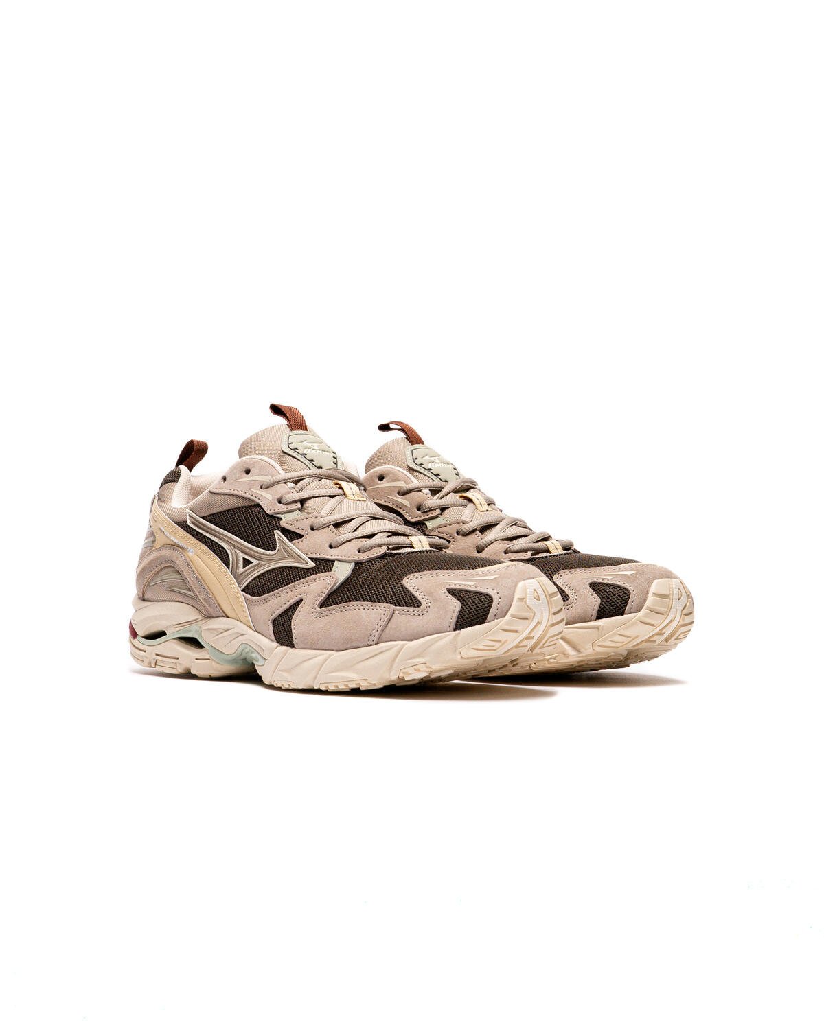 mizuno-wave-rider-10-beluga-